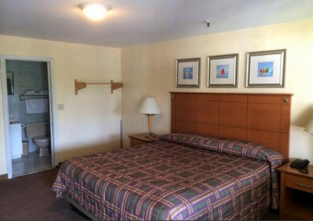 Naugatuck Motor Lodge Eksteriør billede