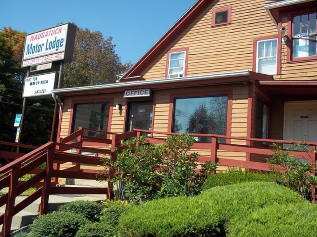 Naugatuck Motor Lodge Eksteriør billede